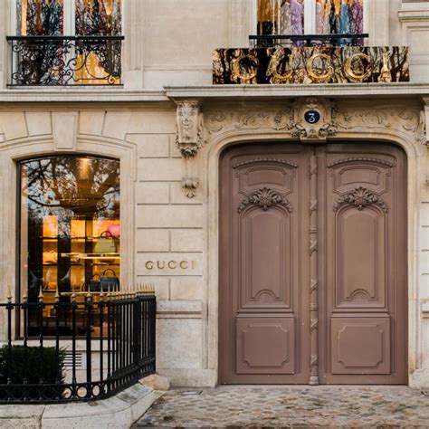 gucci - paris flagship montaigne|gucci montaigne location.